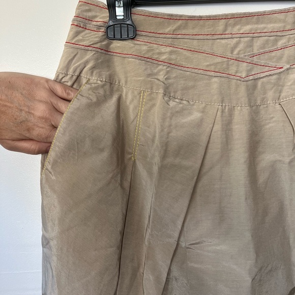 NWT Pile Ou Face Paris Tan Contrast Stitch Skirt, 6 - Picture 3 of 9